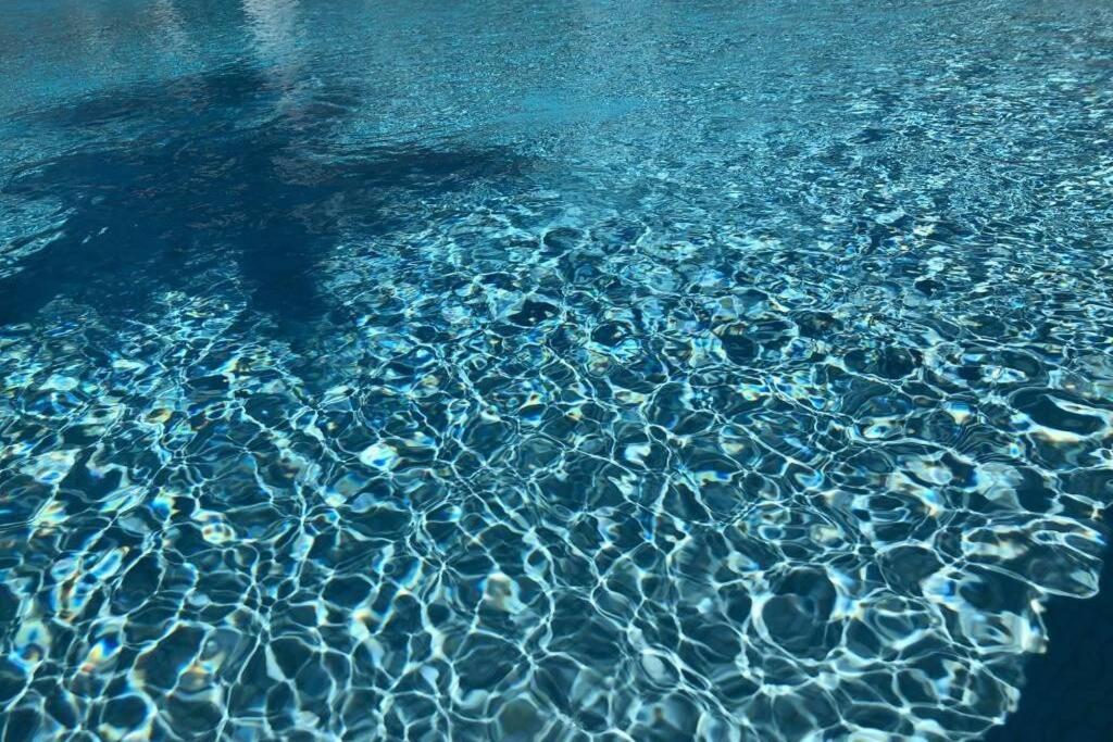 2 Bedrooms, 15 Min Walk To Beach, Ac, Pool & Fiber Internet In A Quiet, Private Gated Domain 5Kms To St Tropez كوغولين المظهر الخارجي الصورة
