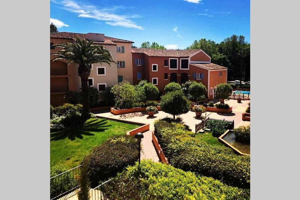 2 Bedrooms, 15 Min Walk To Beach, Ac, Pool & Fiber Internet In A Quiet, Private Gated Domain 5Kms To St Tropez كوغولين المظهر الخارجي الصورة