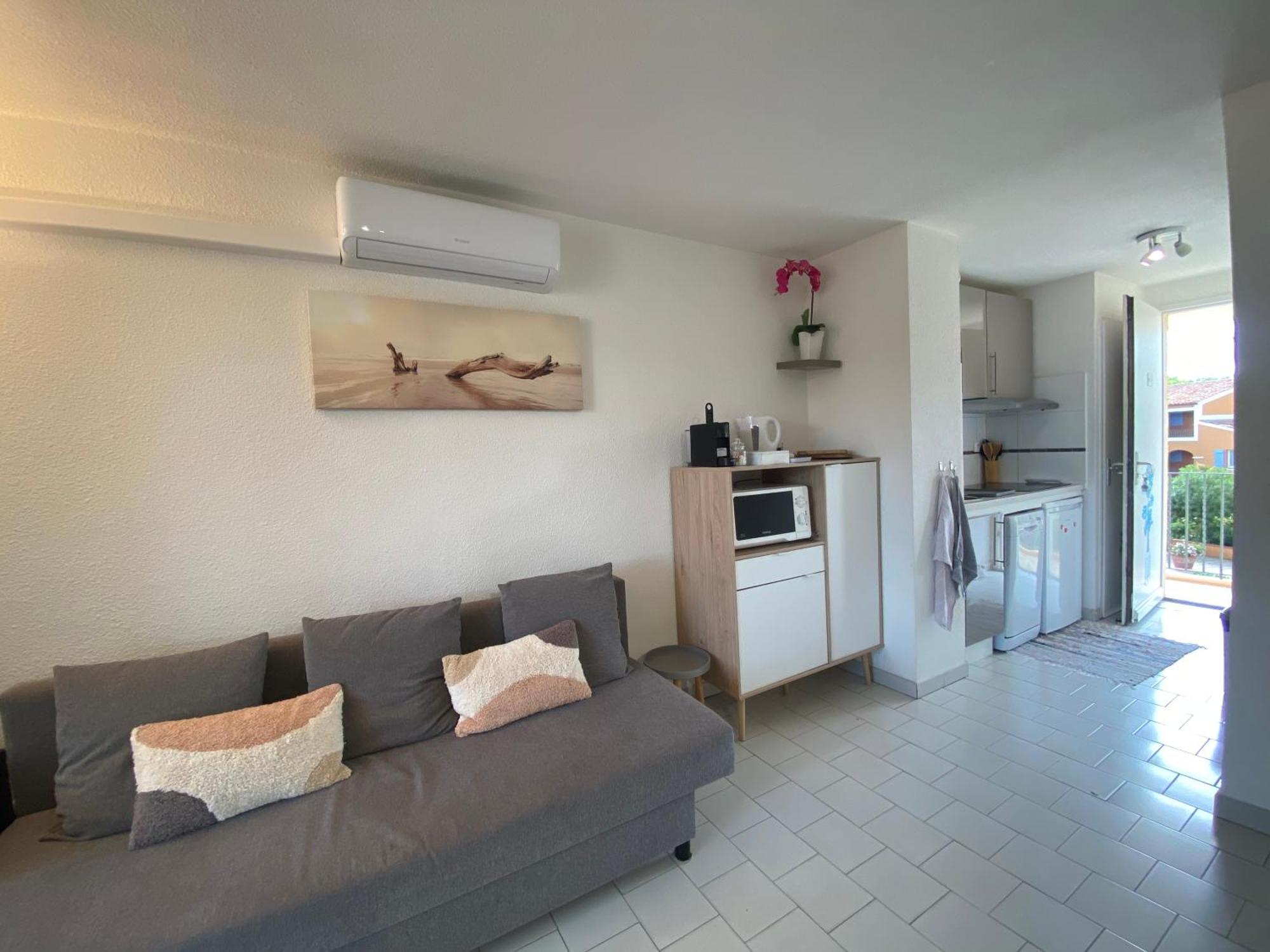 2 Bedrooms, 15 Min Walk To Beach, Ac, Pool & Fiber Internet In A Quiet, Private Gated Domain 5Kms To St Tropez كوغولين المظهر الخارجي الصورة